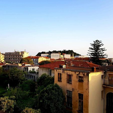 Ancient Italian Palace Niza Exterior foto